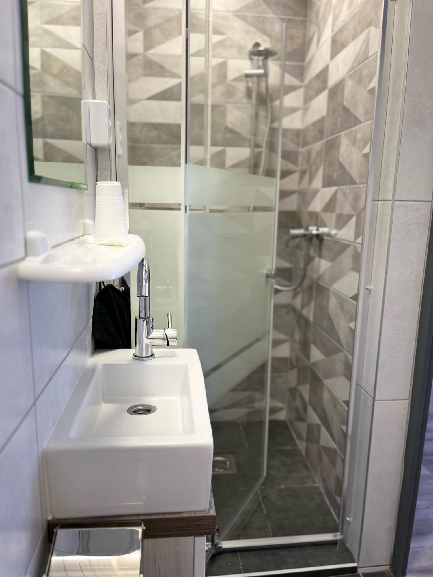 Dunafoldvar Centr00M Apartman מראה חיצוני תמונה